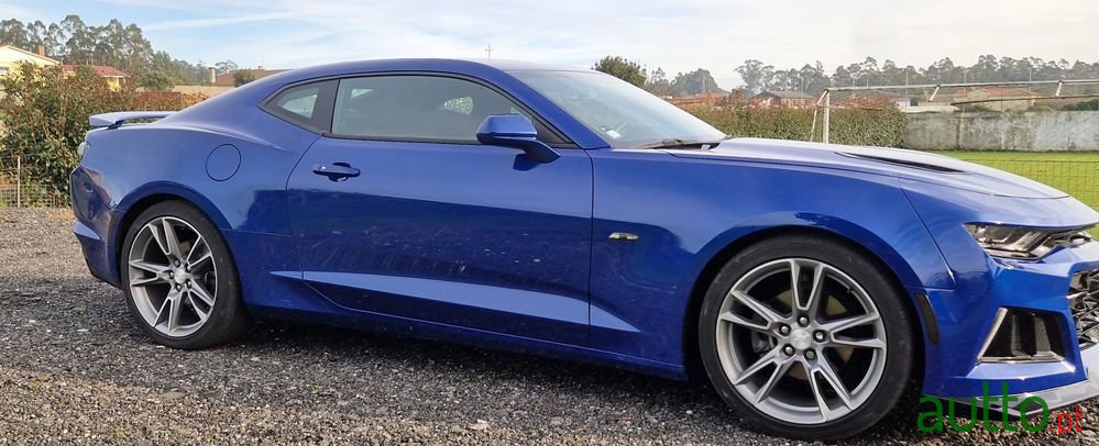 2019' Chevrolet Camaro photo #4