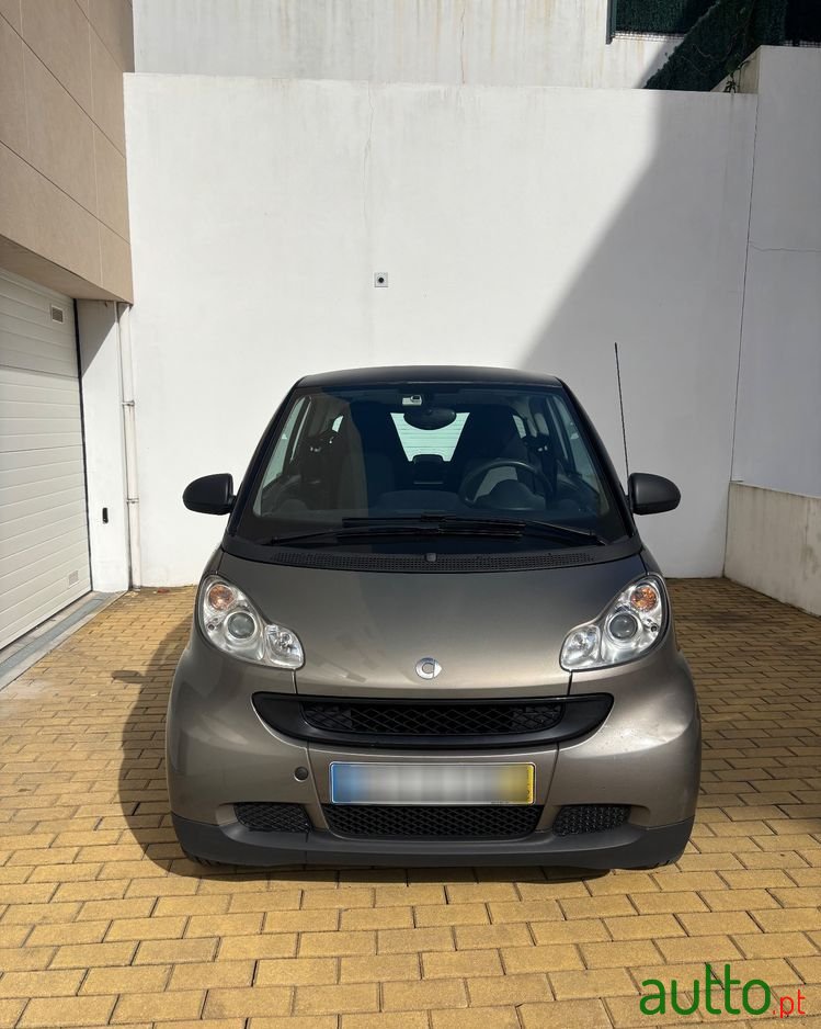 2011' Smart Fortwo photo #2