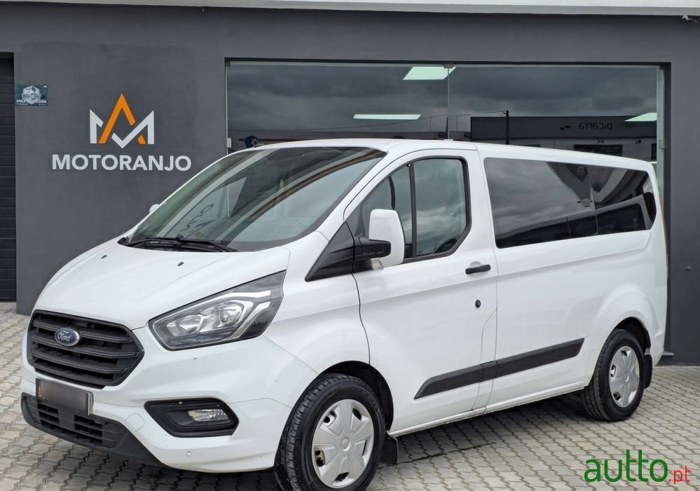 2018' Ford Tourneo Custom photo #1