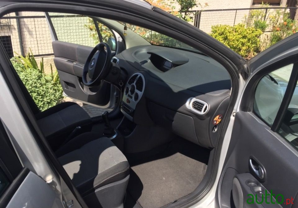 2006' Renault Modus Creative 1.2 photo #5