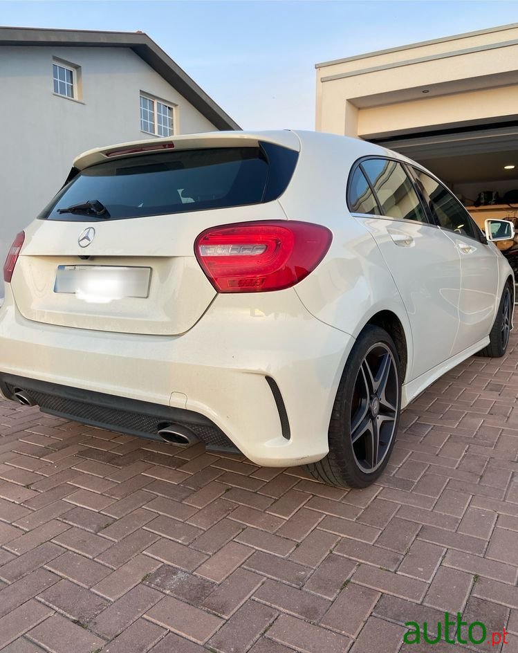 2014' Mercedes-Benz Classe A photo #4