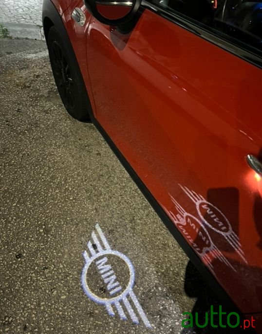 2018' MINI Cooper photo #3
