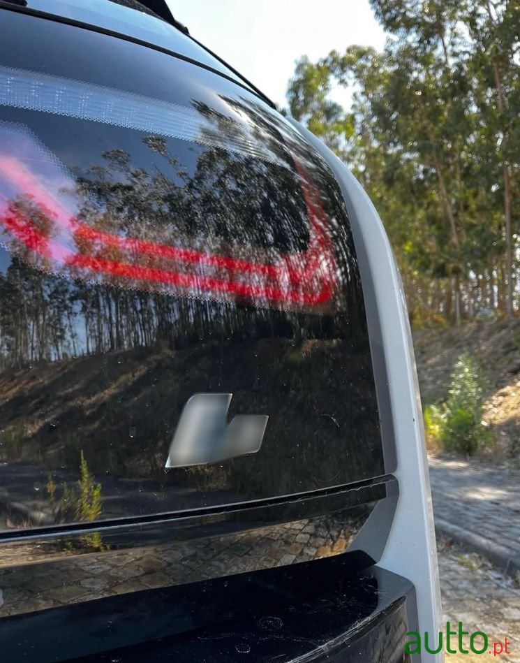 2016' BMW Série I (60 Ah) photo #3