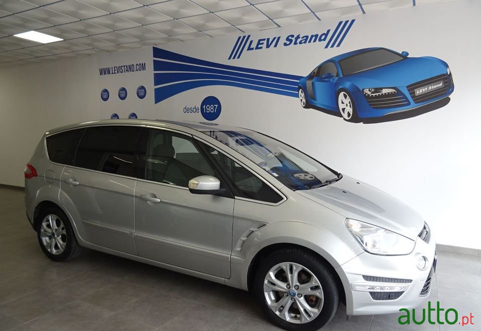 2010' Ford S-Max photo #1