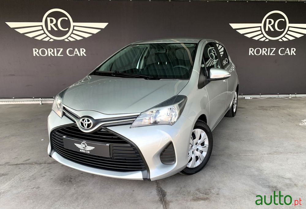 2014' Toyota Yaris photo #1