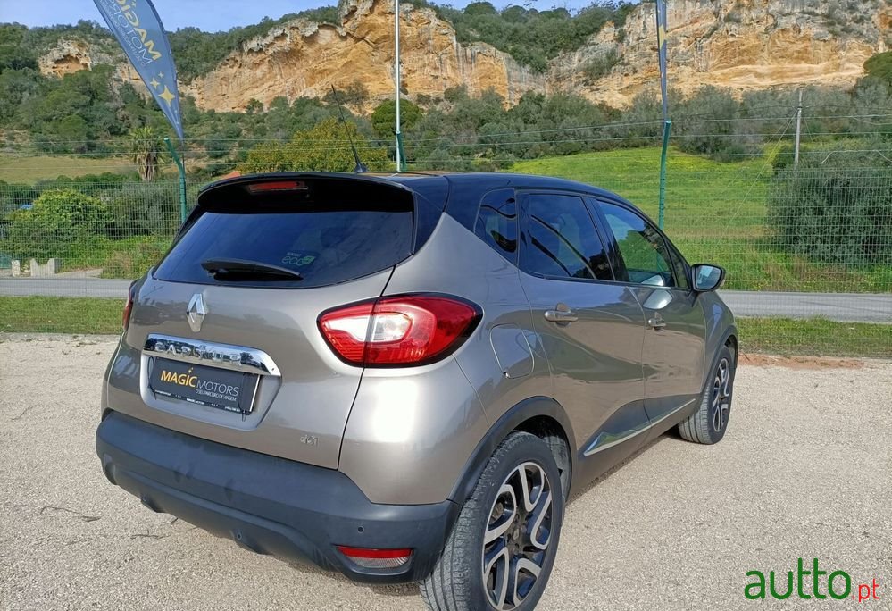 2015' Renault Captur 1.5 Dci Exclusive photo #6