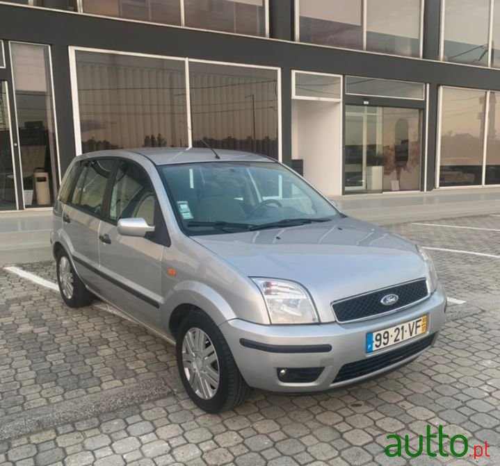 2003' Ford Fusion photo #1