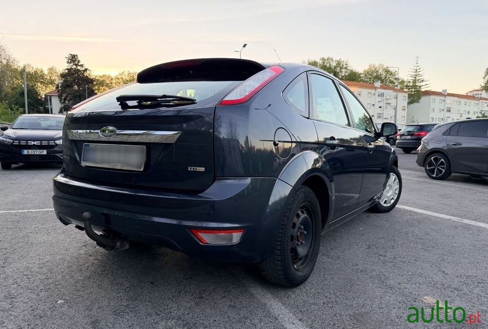 2009' Ford Focus 1.6 Tdci Trend photo #2