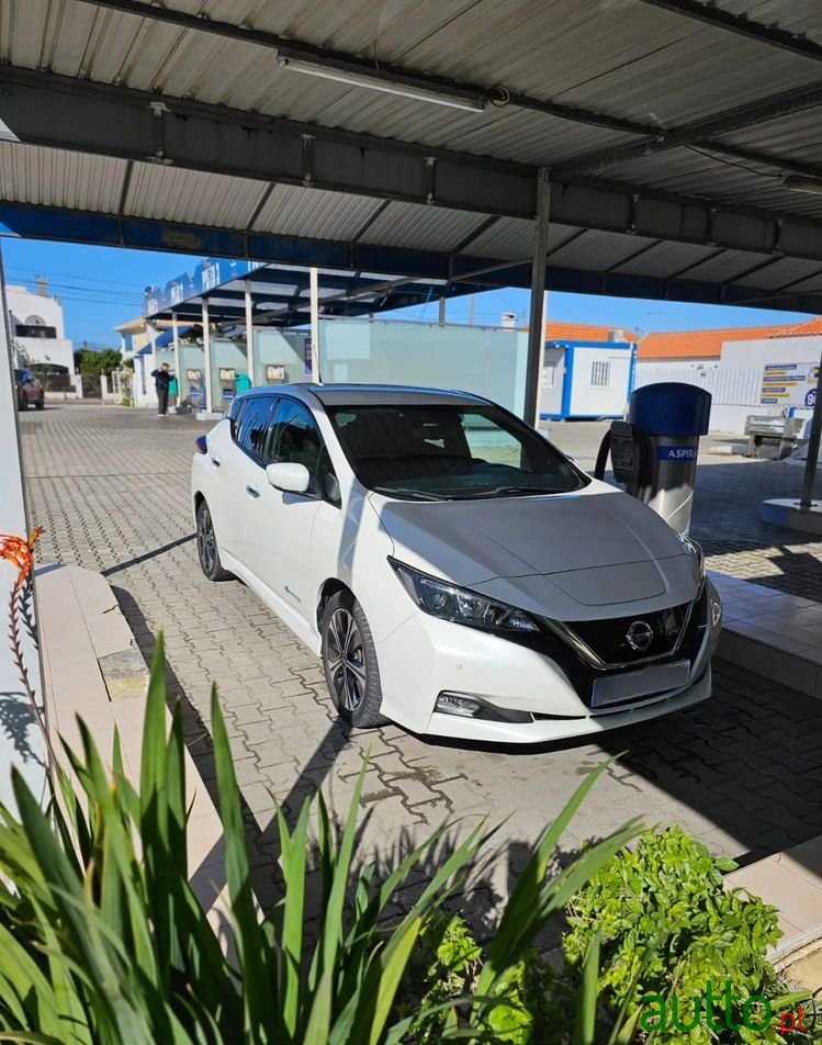 2018' Nissan Leaf 40 Kwh N-Connecta photo #1