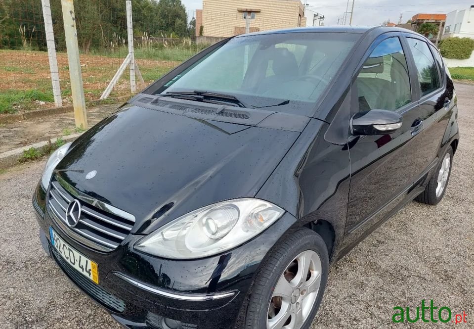 2006' Mercedes-Benz A-180 photo #2