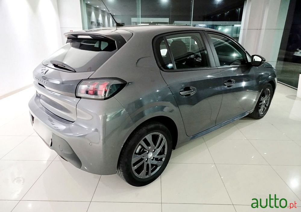 2021' Peugeot 208 photo #6