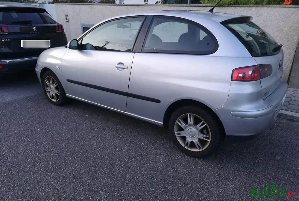 2004' SEAT Ibiza 1.9 Tdi Sport photo #3