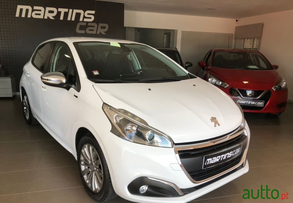 2016' Peugeot 208 photo #3