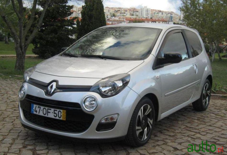 2013' Renault Twingo photo #2