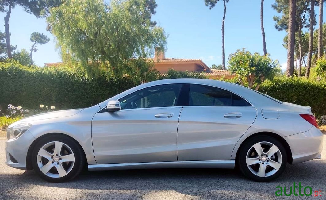 2015' Mercedes-Benz Cla-180 photo #3