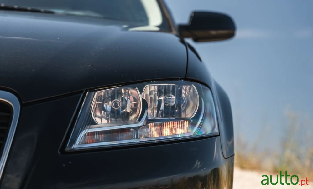 2011' Audi A3 Sportback photo #5