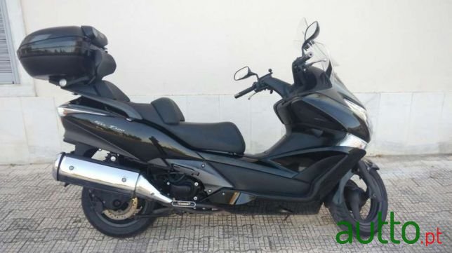 2010' Honda SW-T photo #1