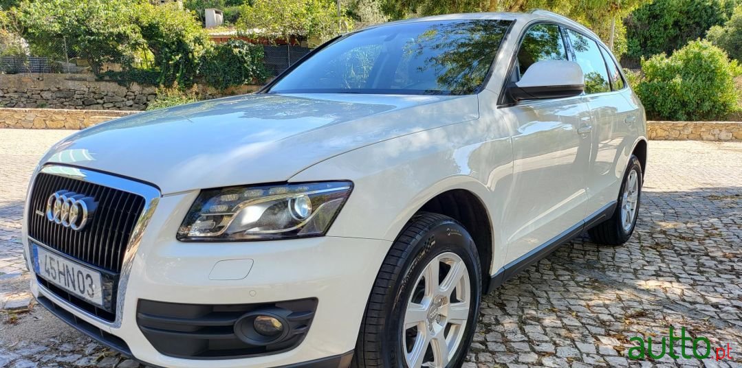 2009' Audi Q5 S--Tronic photo #1