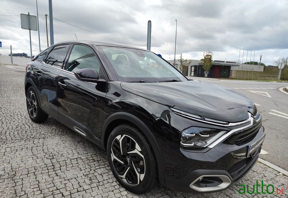 2022' Citroen C4 photo #2
