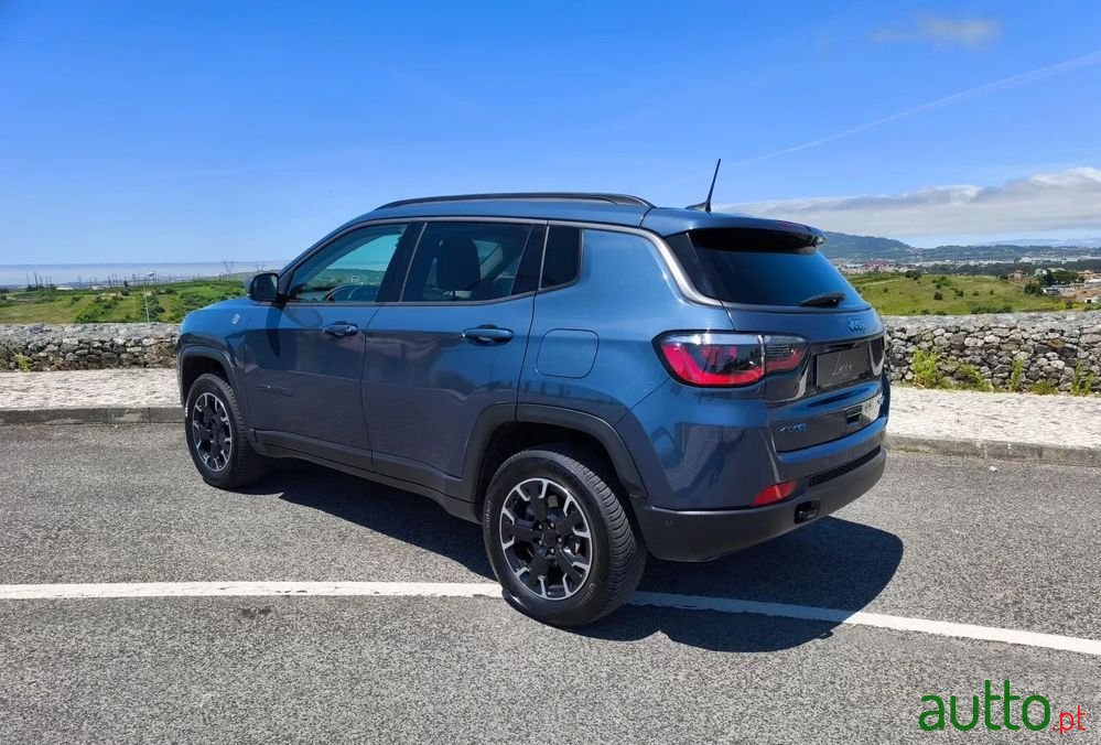 2020' Jeep Compass photo #5