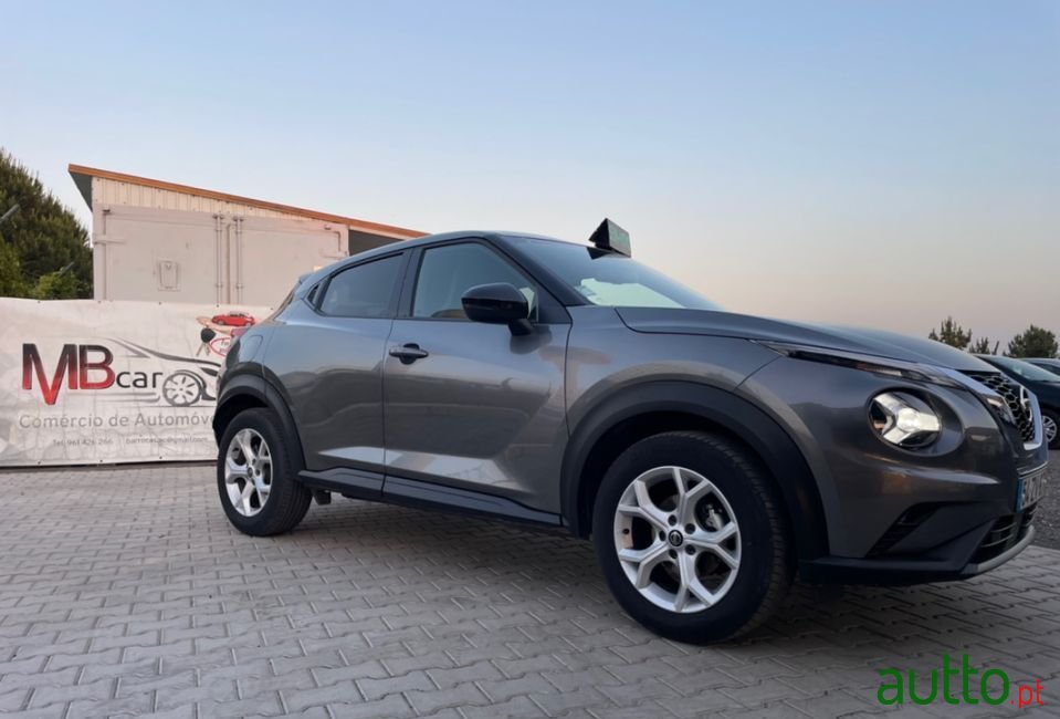 2020' Nissan Juke photo #2