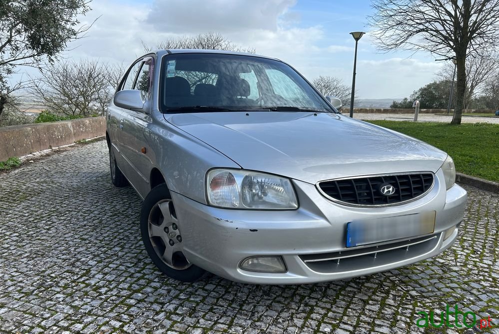 2003' Hyundai Accent 1.3I Gls photo #1