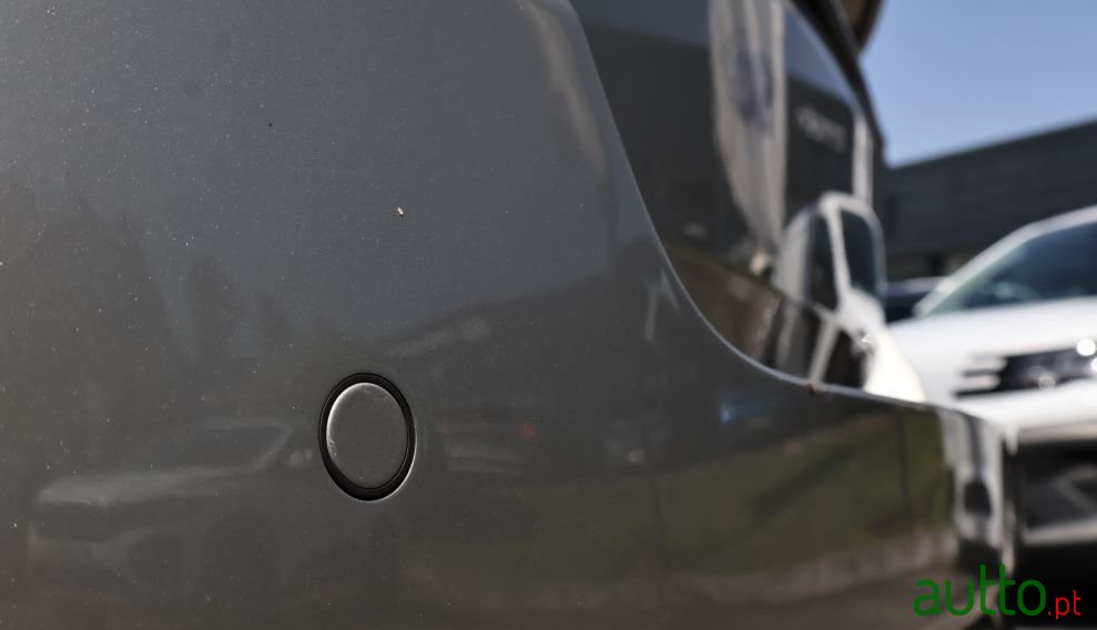 2015' Skoda Fabia Break photo #5