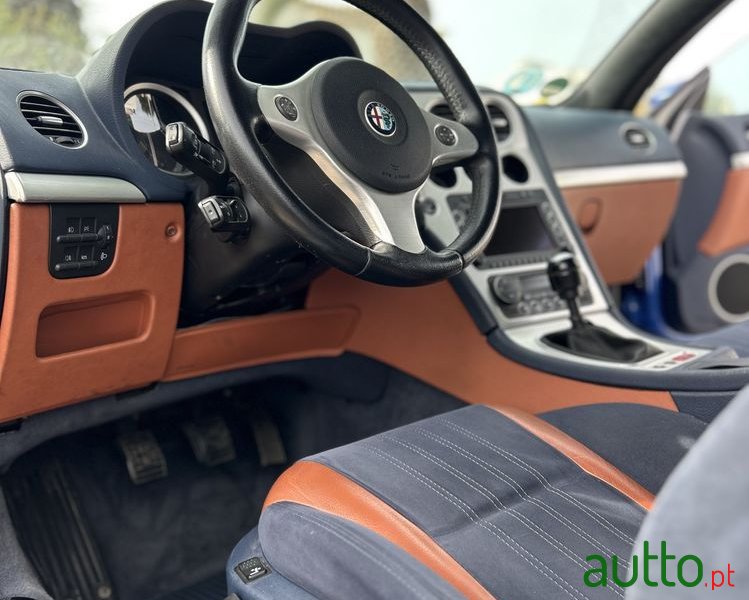 2007' Alfa Romeo Spider 2.2 Jts photo #6