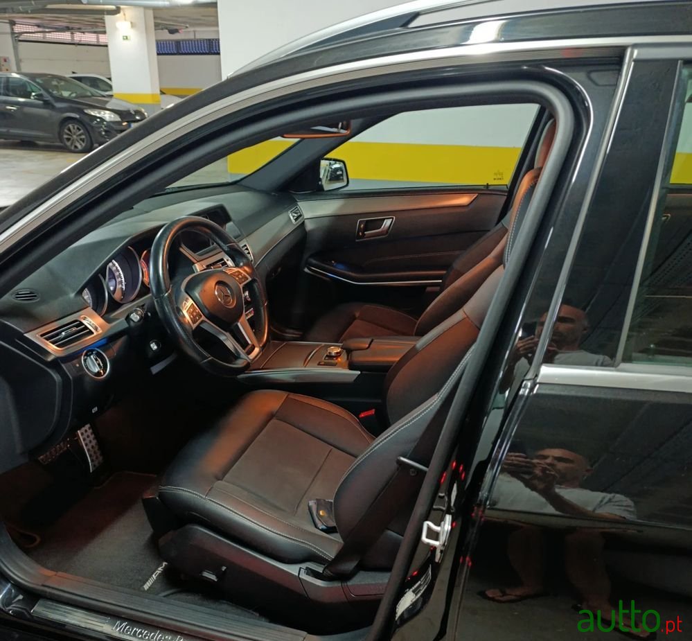 2013' Mercedes-Benz Classe E photo #5