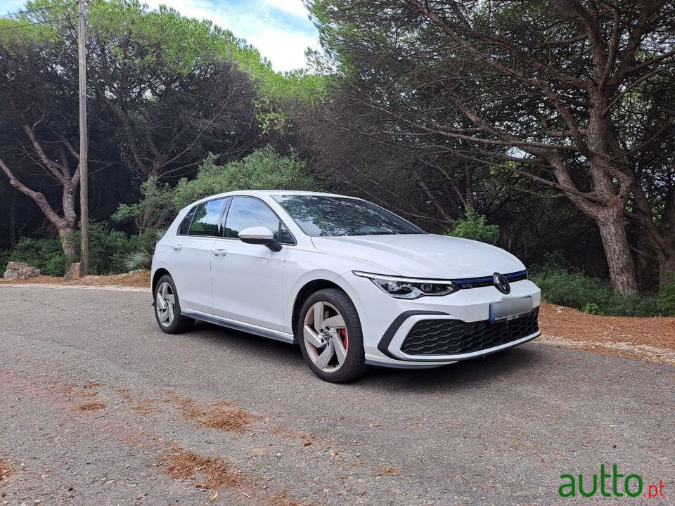 2021' Volkswagen Golf photo #4