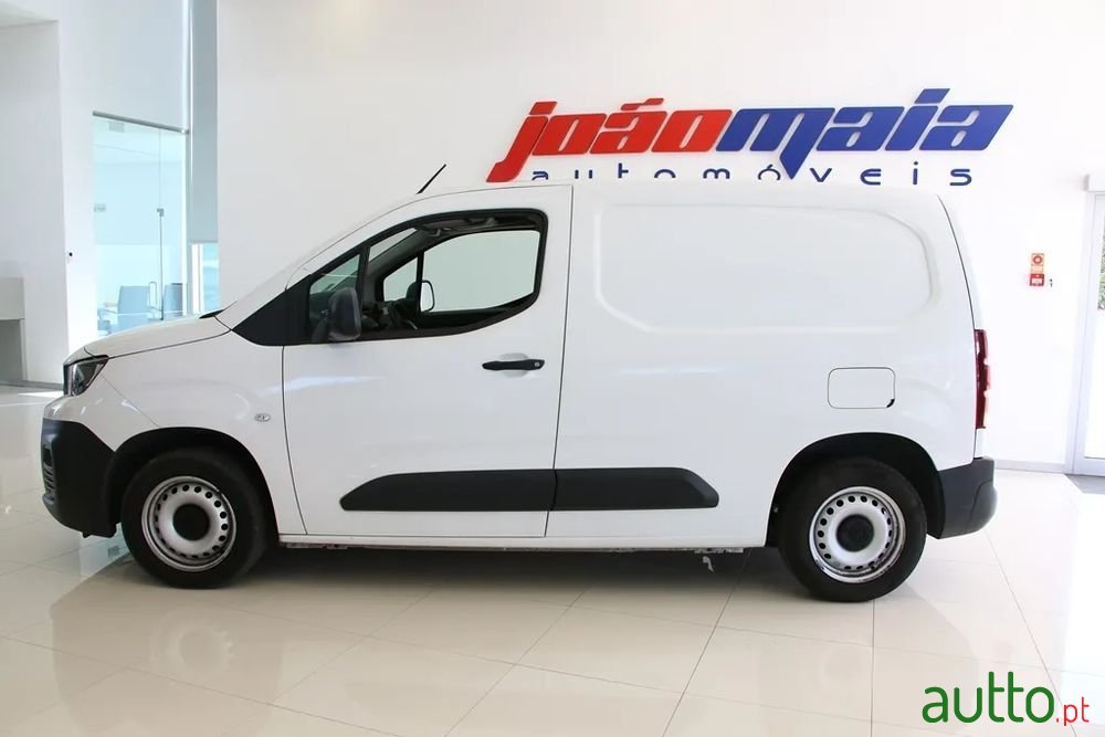 2021' Peugeot Partner photo #4