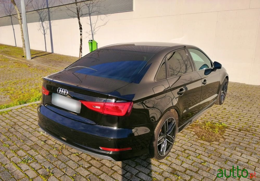 2014' Audi A3 2.0 Tdi S-Line photo #4