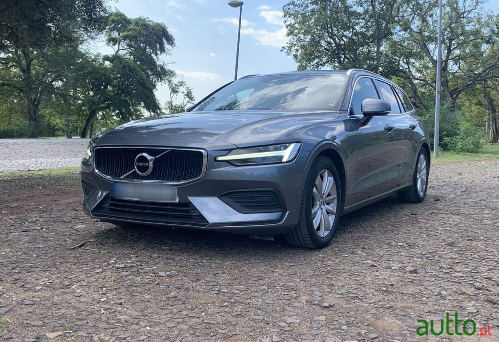 2018' Volvo V60 photo #2