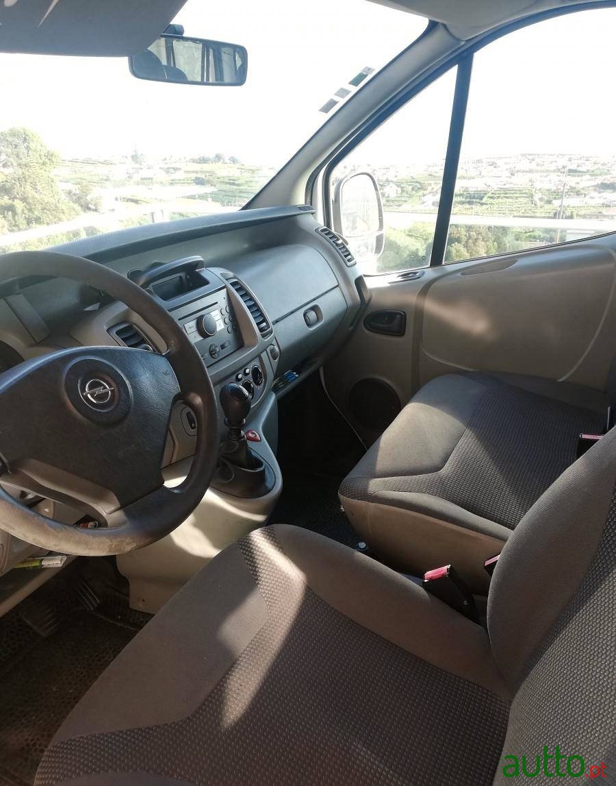 2009' Opel Vivaro photo #4