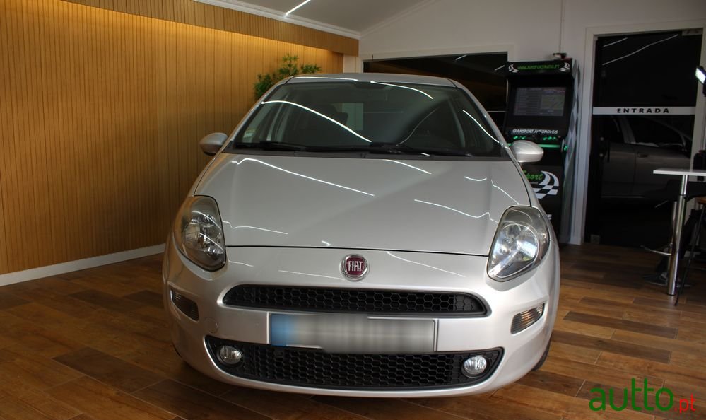 2018' Fiat Punto 1.2 Lounge S&S photo #4