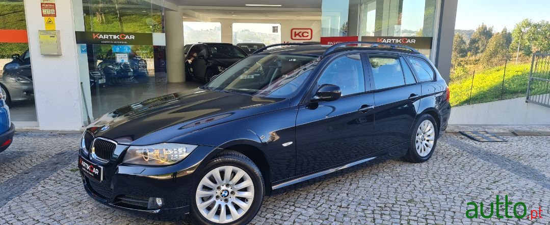 2009' BMW 320 photo #1