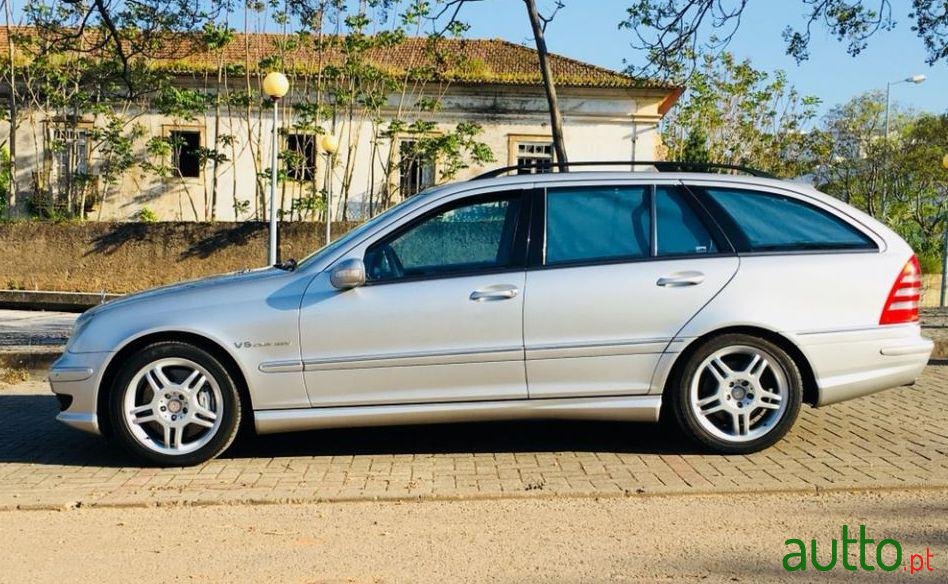 2001' Mercedes-Benz C-32 photo #1