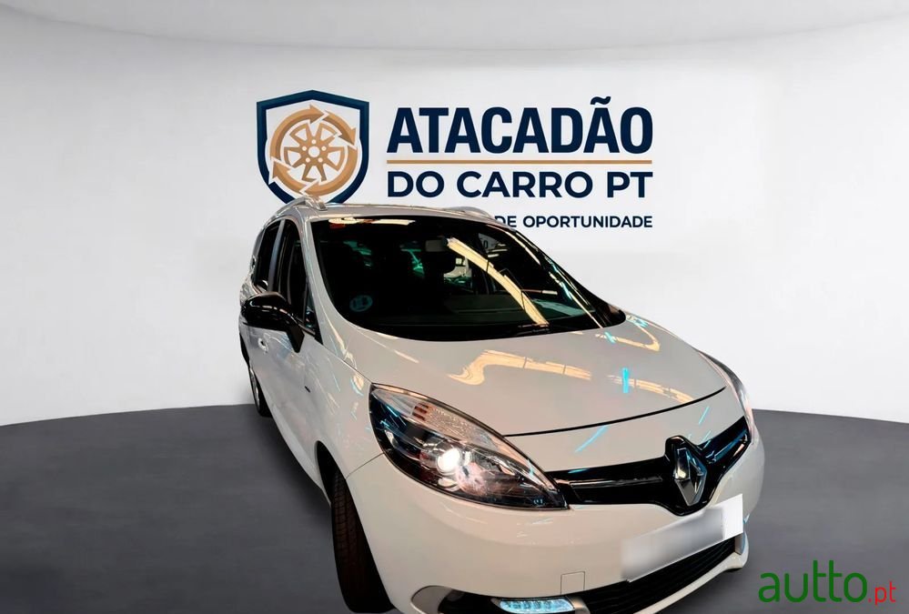 2016' Renault Scenic photo #4