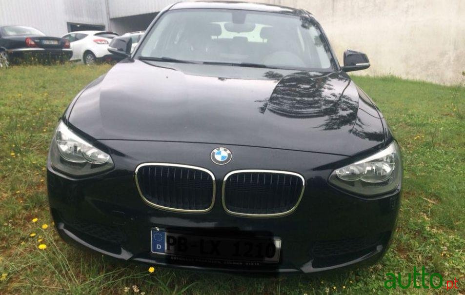 2012' BMW 116 116D photo #1