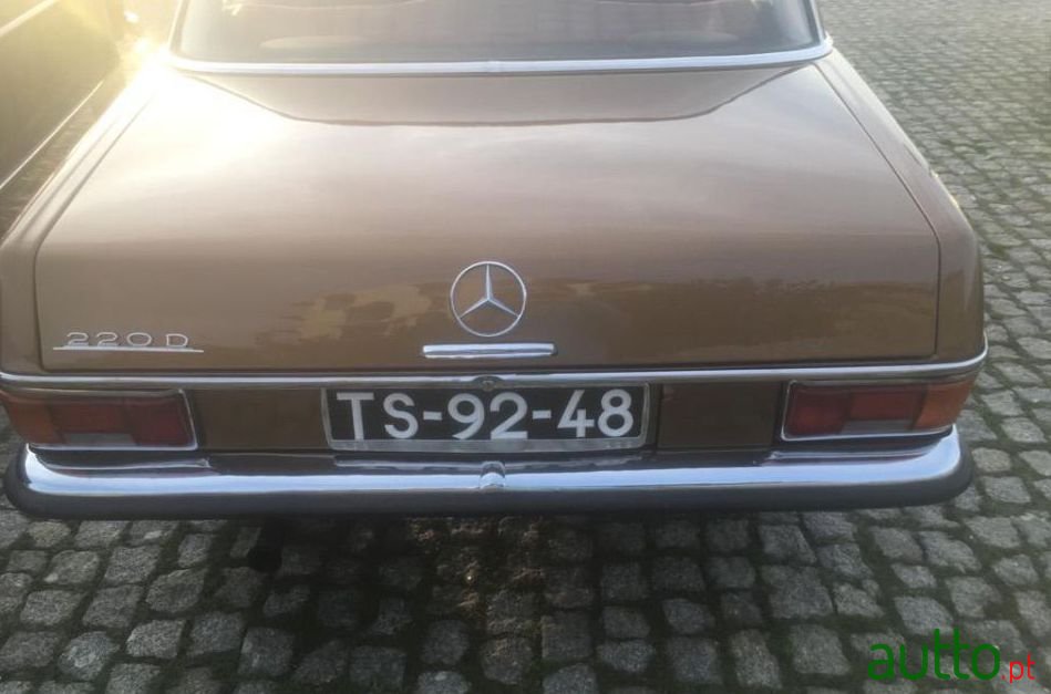 1968' Mercedes-Benz 220 photo #2