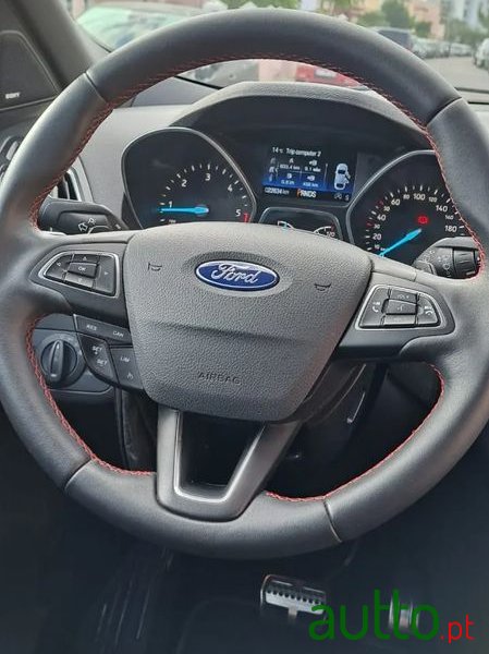 2018' Ford Kuga photo #2