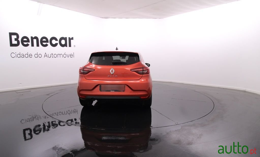 2021' Renault Clio photo #6