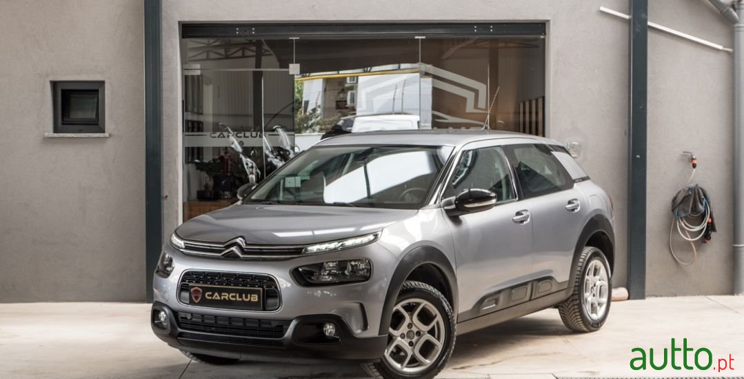 2018' Citroen C4 Cactus photo #1