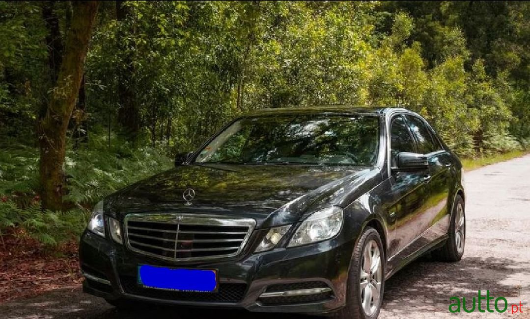 2015' Mercedes-Benz E-220 photo #1