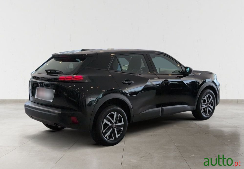 2024' Peugeot 2008 1.2 Style photo #5