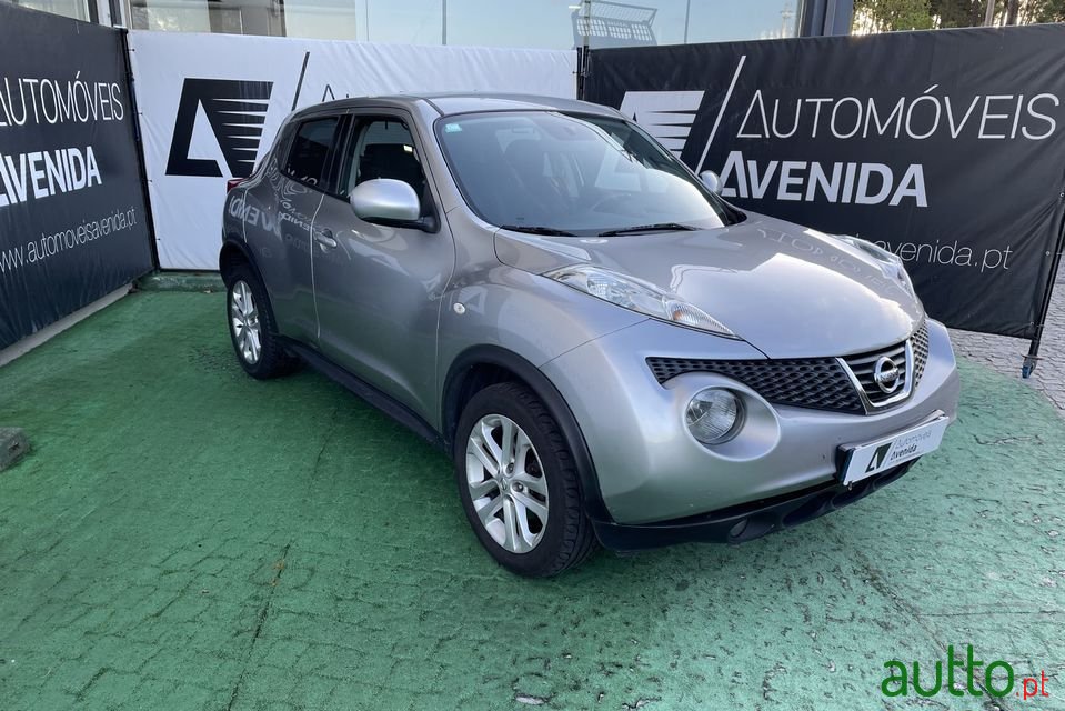 2011' Nissan Juke photo #2