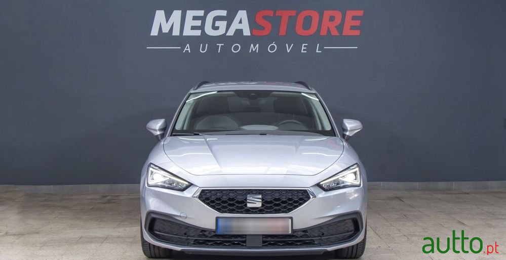 2022' SEAT Leon St 1.0 Tsi Style photo #2