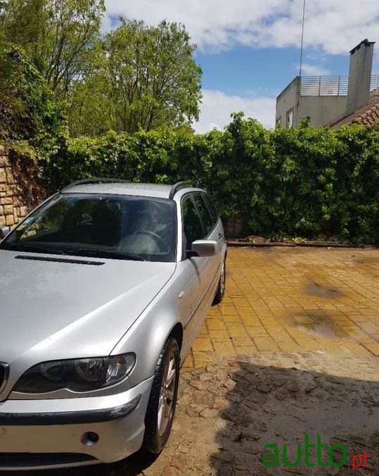 2004' BMW 320 photo #3