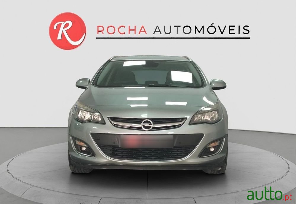 2014' Opel Astra Sports Tourer photo #2