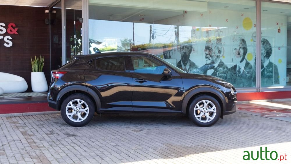 2021' Nissan Juke photo #6
